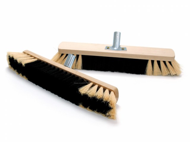 Drevený zmeták s kovaním, 50 cm_1